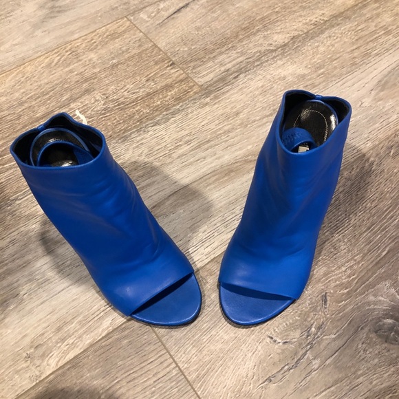 Woman shoe 👠 - Picture 3 of 6